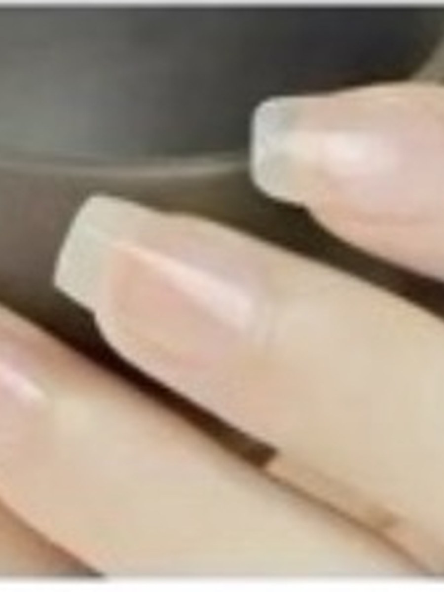 Natural glossy manicure